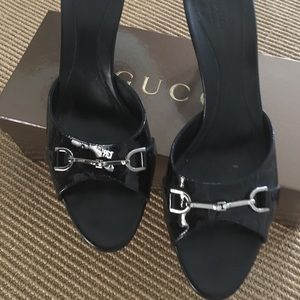 Gucci shoes